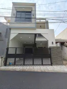 Rumah baru 2 lantai siap huni di cijantung jakarta timur