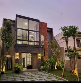 Rumah Brand New di Serpong Cluster Versailles BSD City, 3 lantai-5,1M