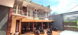 Butuh uang jual kos full penghuni