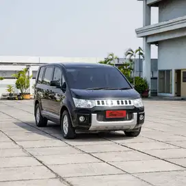 Mitsubishi Delica 2.0 D5 2015 hitam automatic