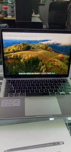 di beli macbook pro macbook Air kondisi bagus rusak