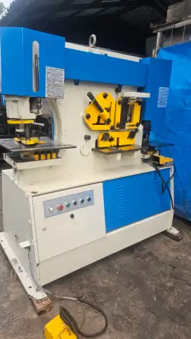 Mesin iron worker Multi cutting 5 in 1 BEKAS