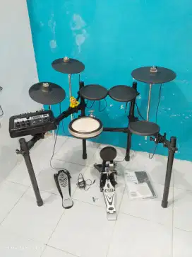 Drum elektrik yamaha dtx6kx + pedal