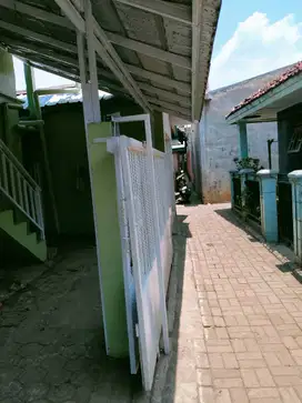 Kontrakan murah 2 lantai di cilodong