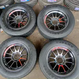 Venom 5 ring 18x9 6x139,7 ET 0 black chrome. Ban 265/60 R18 4pcs