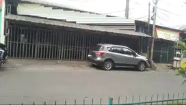 Jual Cepat Rumah bisa untuk usaha di Rawalumbu bekasi kota (C0402)