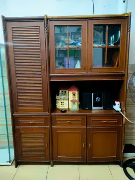 Lemari makan (165*40)