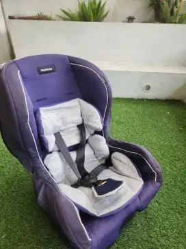 Car seat merk babydoes