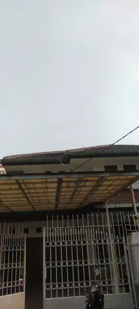 Rumah murah pool di Cipete Jakarta Selatan