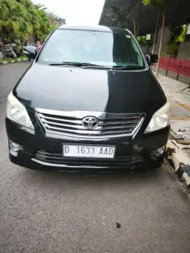 Innova 2.0 G Luxury MT 2013