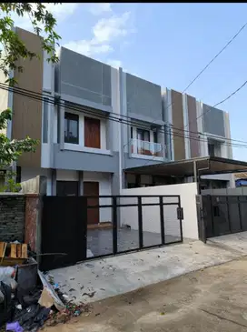 Dijual Rumah Cluster Komp Megapolitan Cinere Estate
