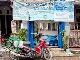 Satu set mesin isi ulang RO + motor +keranjang galon