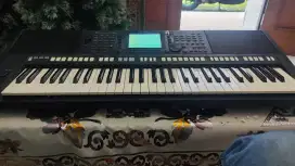 KEYBOARD YAMAHA PSR-S750 90% LIKE NEW (INCLUDE BAG + STAND)