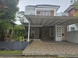 Disewakan rumah dalam cluster