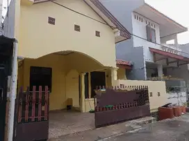 Rumah Murah Strategis Lokasi di Belakang Mall Gading, Jakarta Utara
