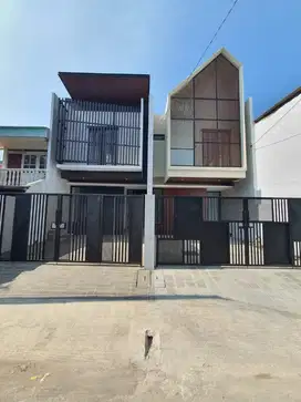 Dijual rumah baru minimalis 2 lantai Baruk Utara