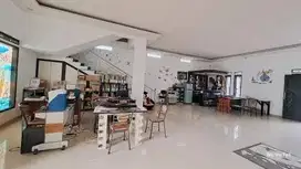 Dijual Rumah di Mekar Wangi Cocok Untuk Kantor atau Gudang
