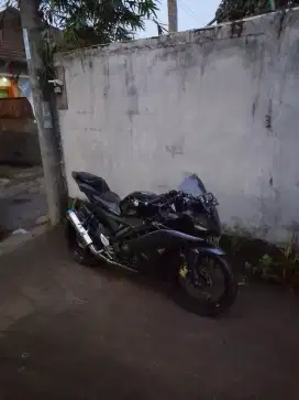 Dijual bos R15 tahun 2014 bisa nego