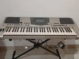 Pusat Perbaikan Keyboard, Alat Musik dan Peralatan Sound System.