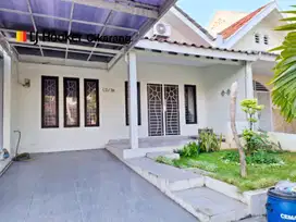 Disewakan Rumah di Meadow Green Lippo Cikarang - Bagus Siap Huni