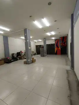 Ruko tipe 2 gandeng rawamangun jalan paus depan arion mall