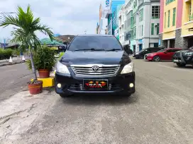 (Istimewa ) INNOVA V 2.5 Diesel  2012 Antik