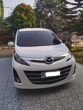 MAZDA BIANTE 2.0 AT PUTIH MUTIARA
