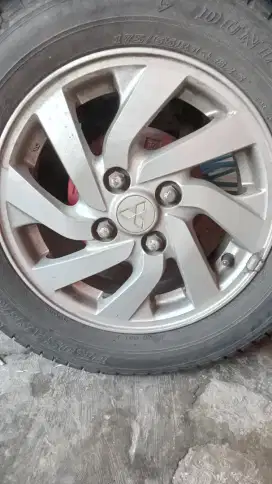 Velg mirage facelift ori