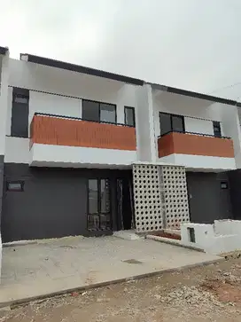 Rumah dekat  Bekasi timur, ready Stock 5 menit stasiun