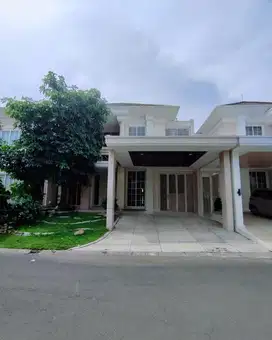 Dijual Rumah La Ritz Wood Pakuwon Indah Murahh