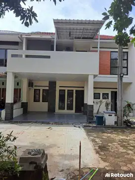Rumah bagus siap huni dalam cluster di dekat stasiun jurangmangu