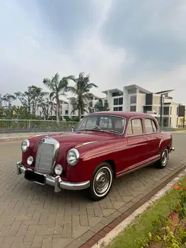 Mercedes benz 220S