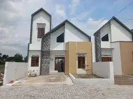 RUMAH DIJUAL DEKAT RS DR OEN SOLO BARU
