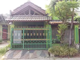 Jual Rumah Besar di  Taman harapan baru di bekasi kota (A1654)