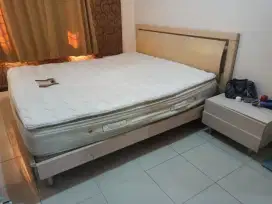Divan minimalis modern  + bed King Koil 180x200