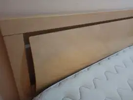 Divan minimalis modern  + bed King Koil 180x200