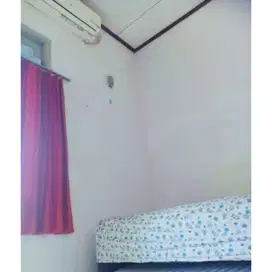 Kost AC + Wifi+ Dapur + Parkiran Motor di Jagakarsa Jakarta Selatan