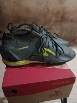 Specs accelerator infinity sz 42