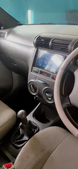 Daihatsu Xenia xi-vvti 1300 CC manual tahun 2010