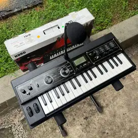 Synthesizer KORG MicroKorg XL+ Like New
