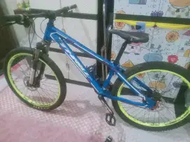 Sepeda Thrill UK 26 size S.type DJ