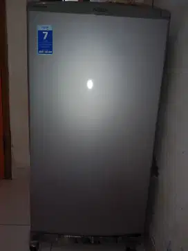 Kulkas freezer aqua