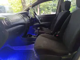 NISSAN GRAND LIVINA HWS 1.5 MT 2013
JL.RAYAJEMURSARI MOBIL 1717