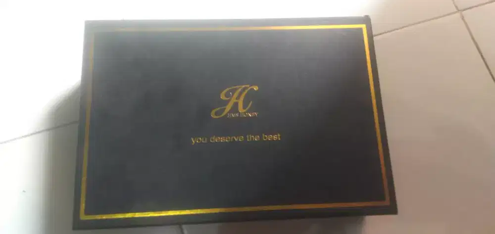 Juas tas atau dompet wanita