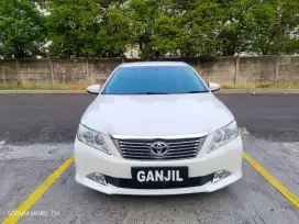 [MURAH DP 10Jt] Toyota Camry 2.5 V AT 2014, Putih