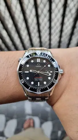 Omega Seamaster Professional Chronometer Diver 300M Quartz