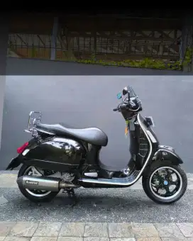 FOR SALE PIAGGIO VESPA 250 IE.
