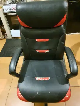 Kursi gaming second