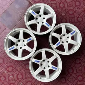 Velg Rays TE37 Ring 17 Baut 5