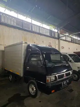 Mitsubushi L300 2.5 Box 2020 Hitam ASTINA MOBIL No L300 Pick Up